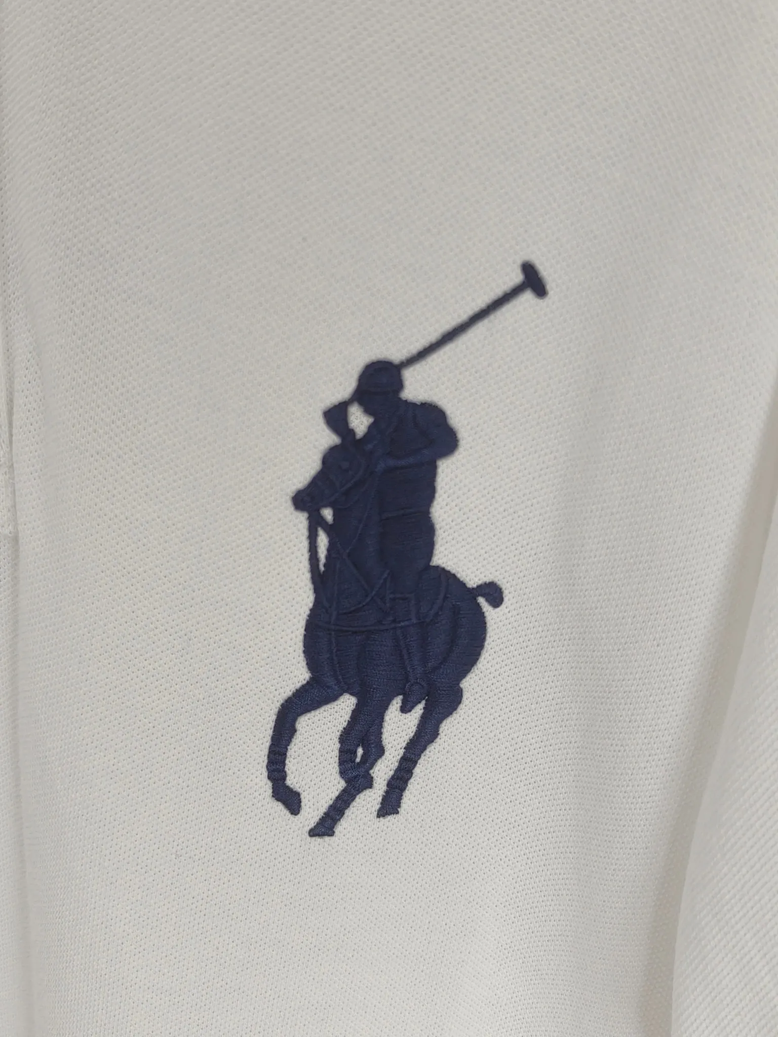 P180 Ralph Lauren large embroidered polo shirt with lapel and short sleeves. High-end quality. Complete with three labels, comfortable and breathable, classic and simple, exquisite and fashionable. The details show high-end quality. Color: black, white, gray, navy. Size: M-XXL